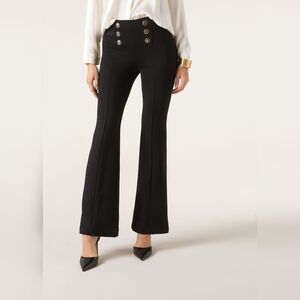 Chic Black Flare Pants with Stretchy Fit